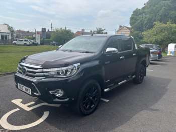 Used Toyota Hilux 2017 for sale - 74934606: Photo