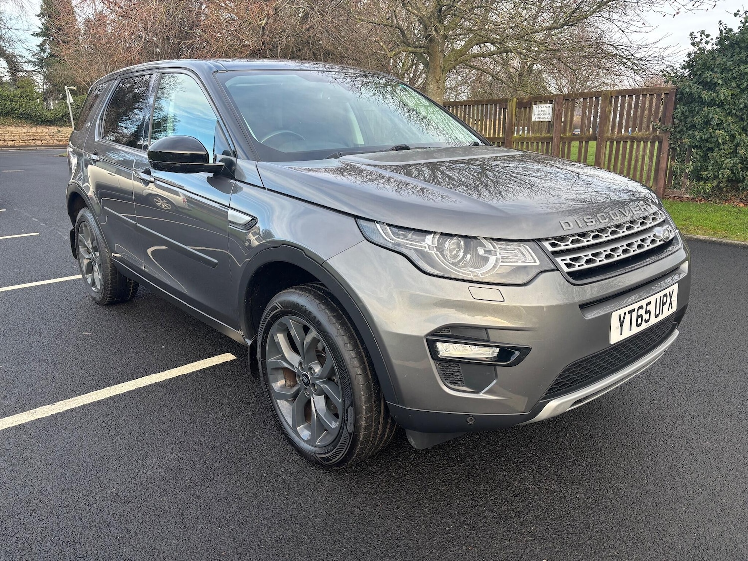 Used Land Rover Discovery Sport 2015 for sale - 76965106: Photo 1