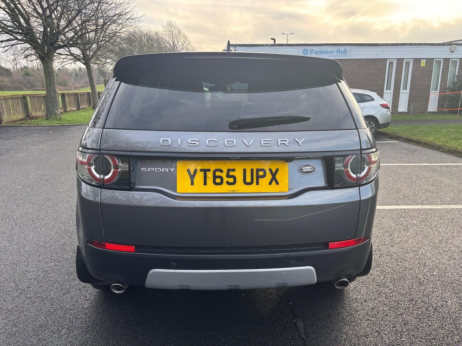Used Land Rover Discovery Sport 2015 for sale - 76965106: Photo 6