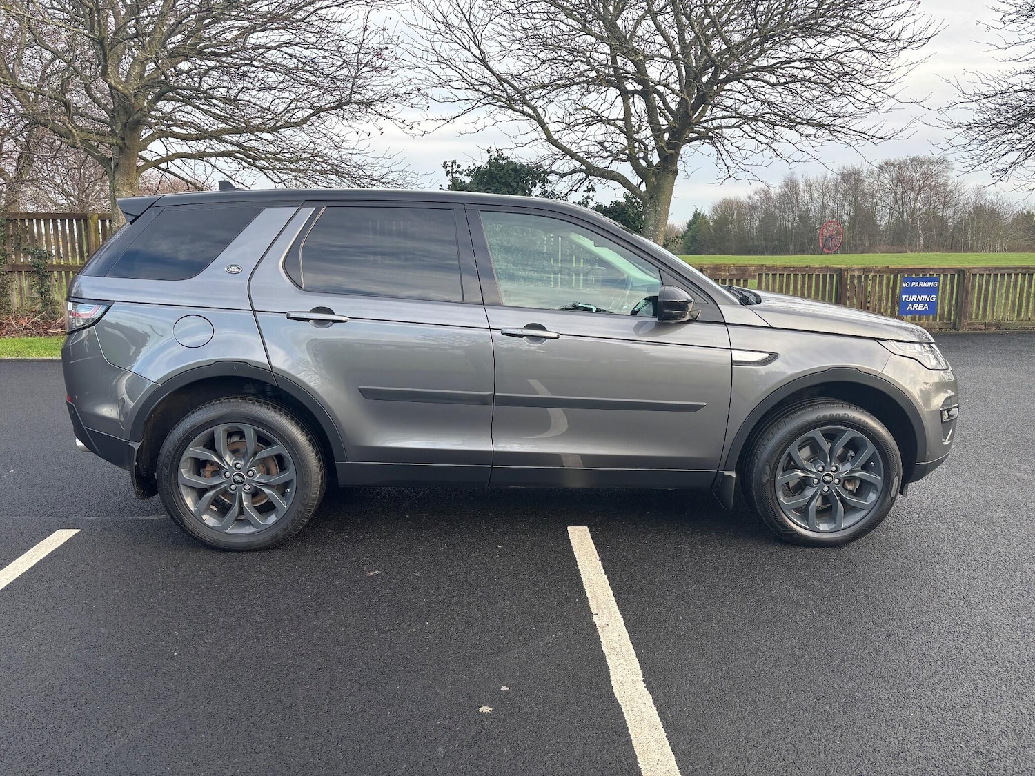Used Land Rover Discovery Sport 2015 for sale - 76965106: Photo 8