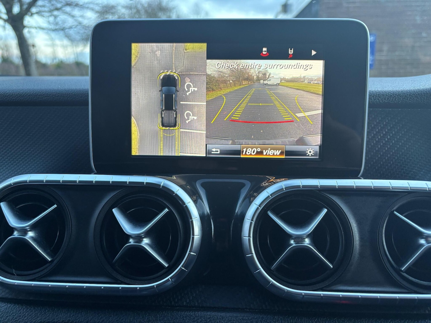 Used Mercedes-Benz X Class 2020 for sale - 76688905: Photo 11