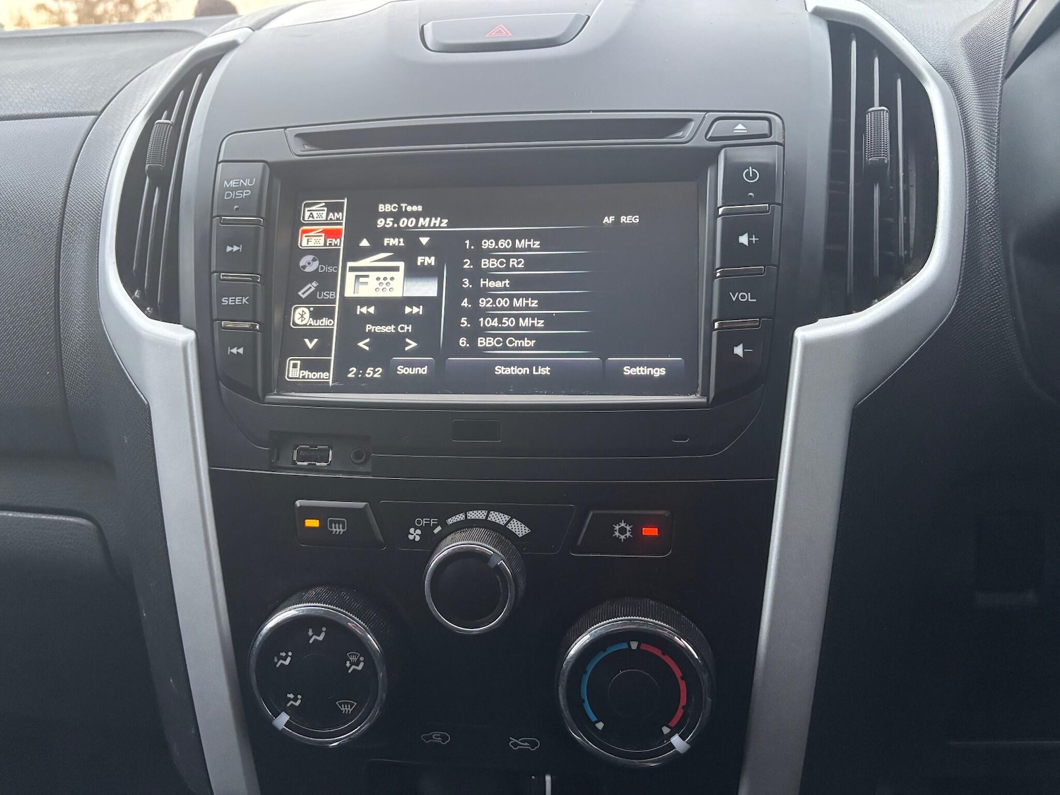 Used Isuzu D-Max 2018 for sale - 76513130: Photo 10