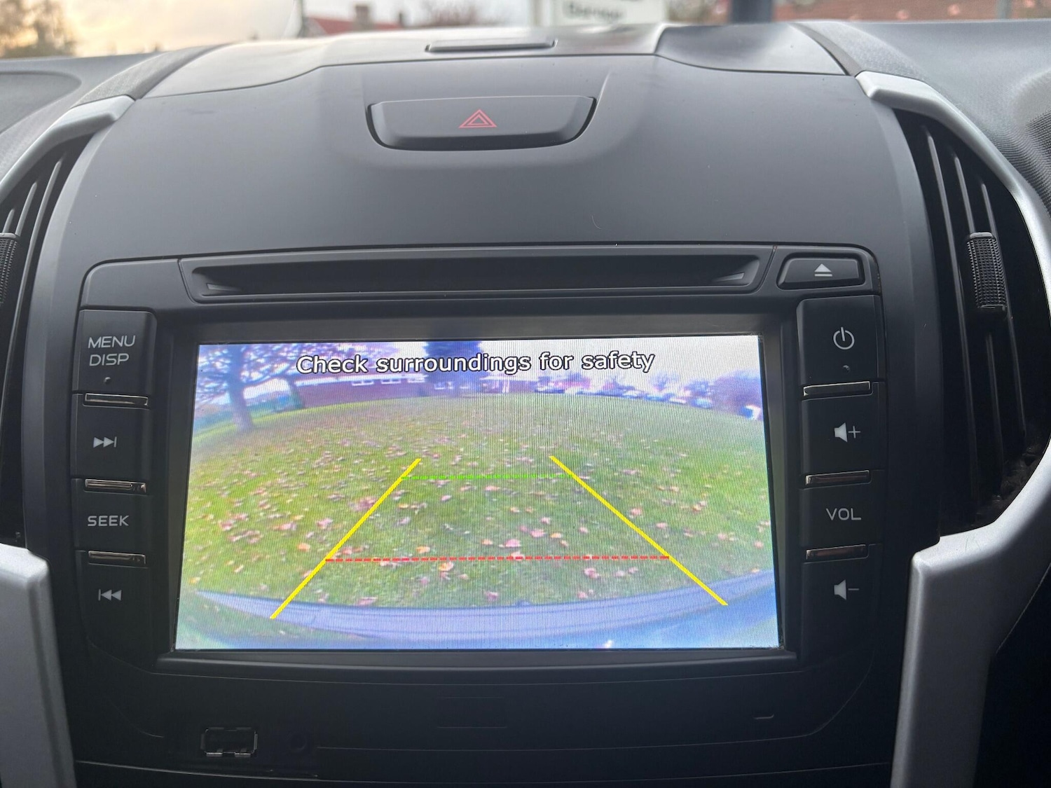 Used Isuzu D-Max 2018 for sale - 76513130: Photo 11