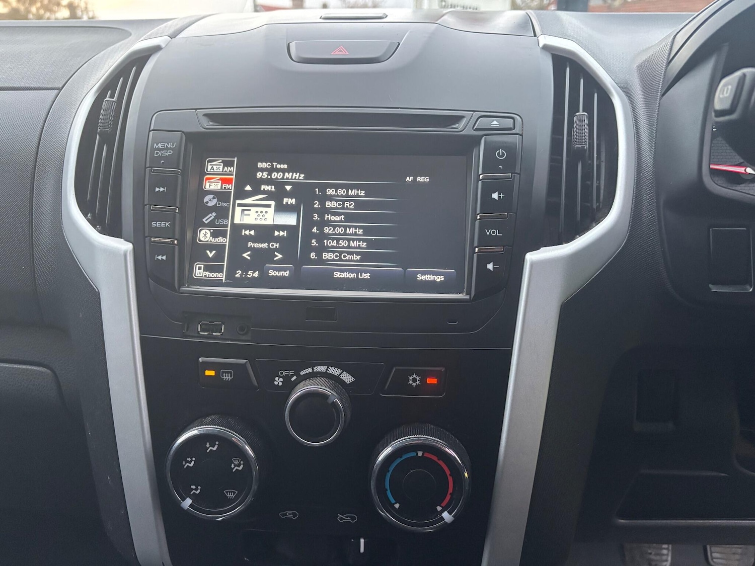 Used Isuzu D-Max 2018 for sale - 76513130: Photo 16