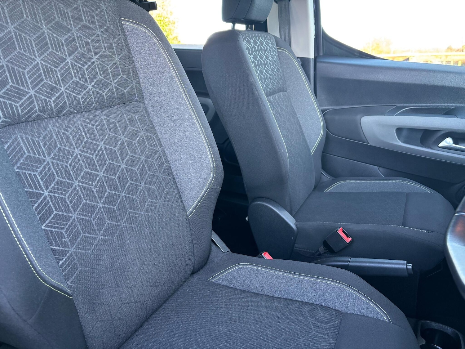 Used Peugeot Rifter 2020 for sale - 77131315: Photo 10