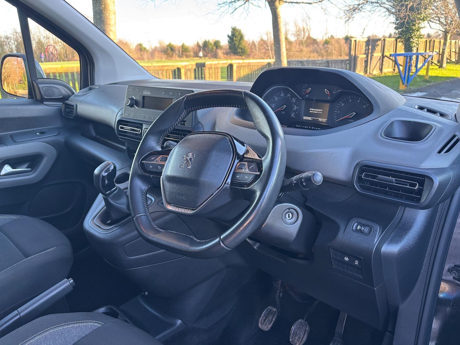 Used Peugeot Rifter 2020 for sale - 77131315: Photo 9