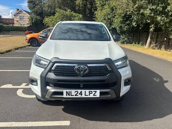 Used Toyota Hilux 2024 for sale - 79576545: Photo