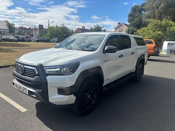 Used Toyota Hilux 2024 for sale - 79576545: Photo
