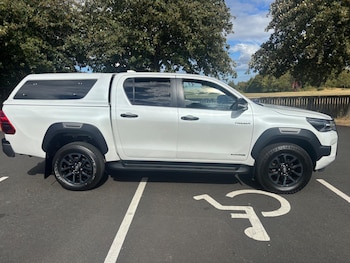 Used Toyota Hilux 2024 for sale - 79576545: Photo