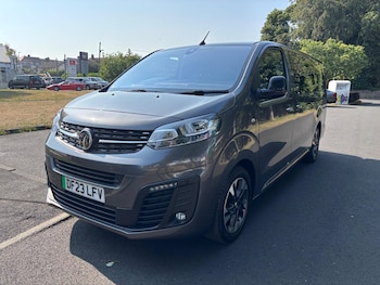 Used Vauxhall Vivaro Life 2023 for sale - 79224638: Photo