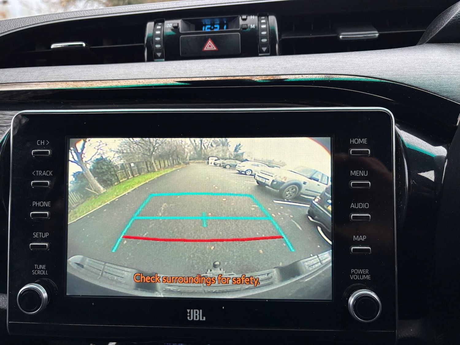 Used Toyota Hilux 2021 for sale - 76584325: Photo 12