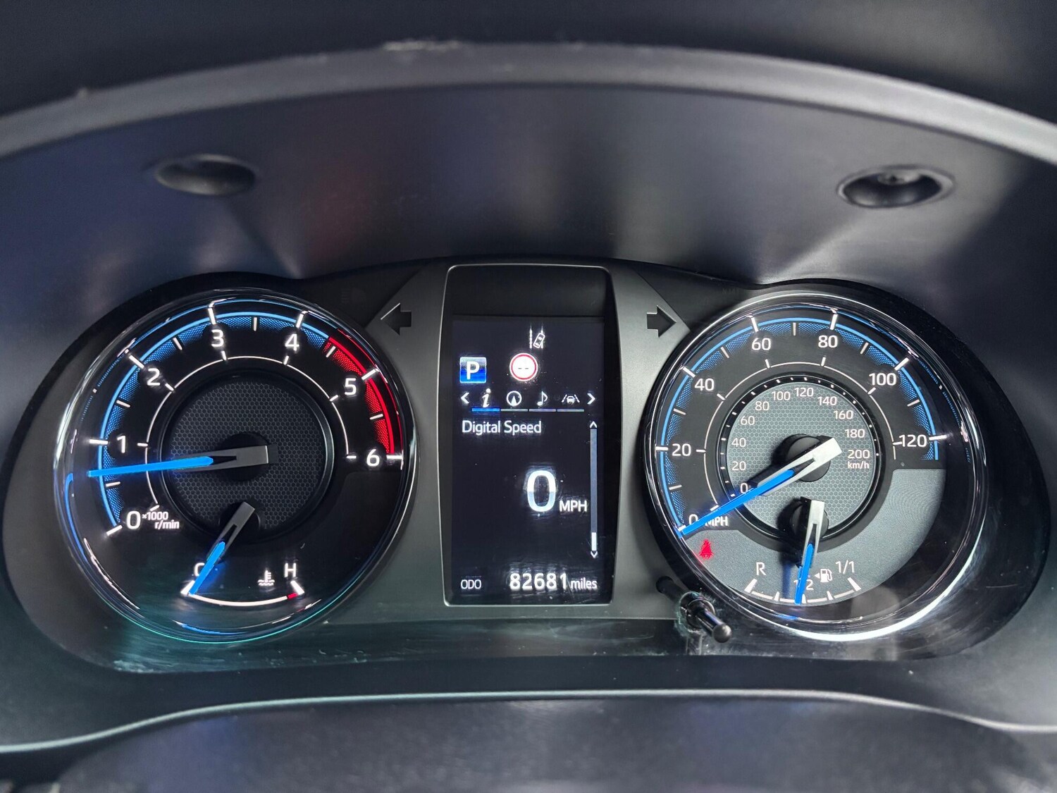 Used Toyota Hilux 2021 for sale - 76584325: Photo 15