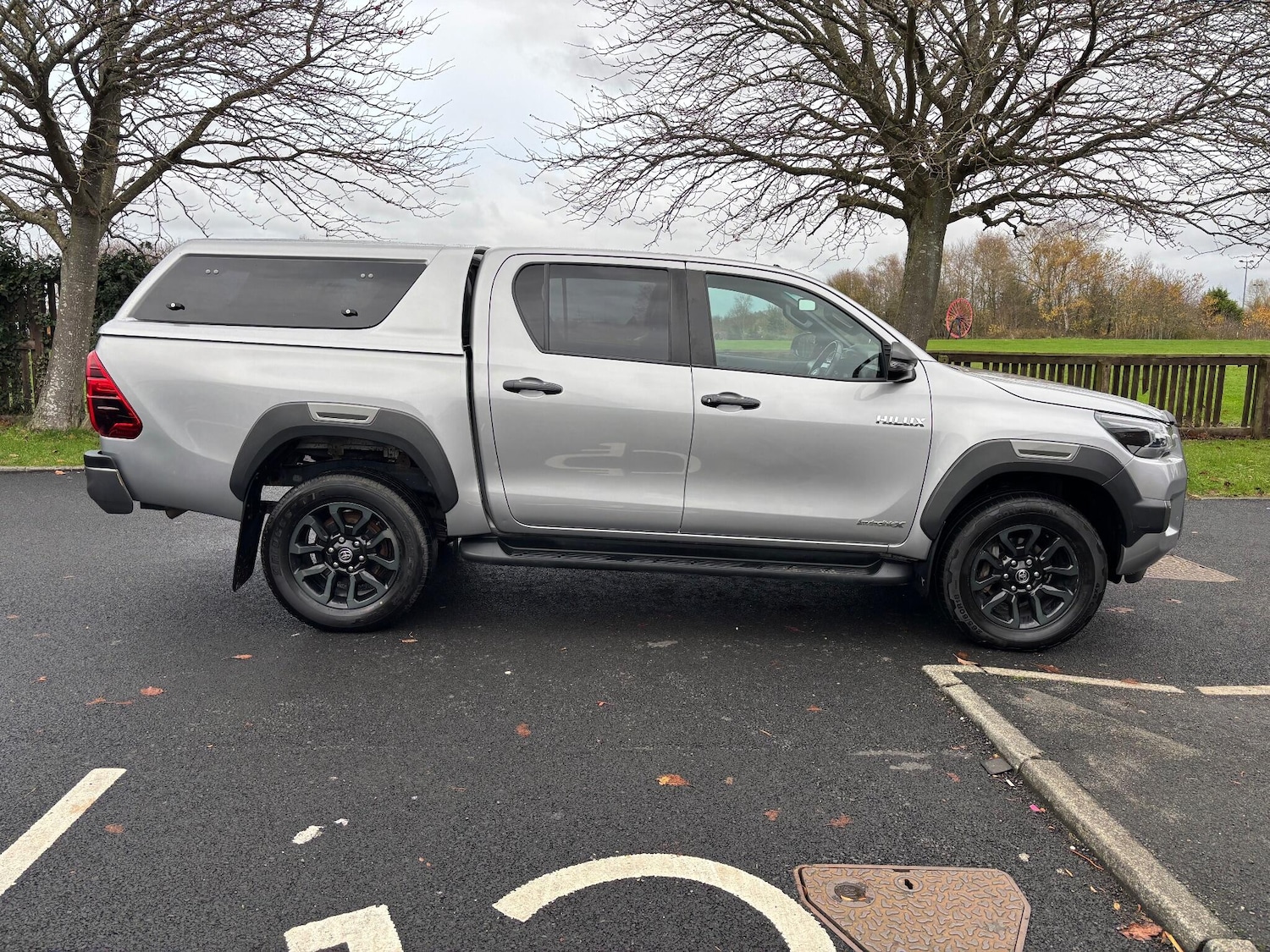 Used Toyota Hilux 2021 for sale - 76584325: Photo 8