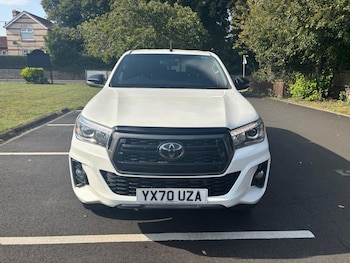 Used Toyota Hilux 2020 for sale - 75623764: Photo