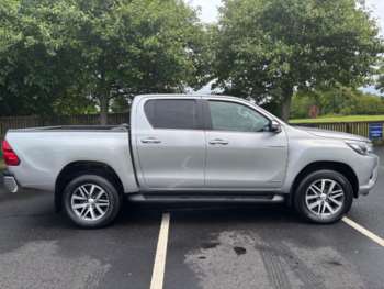 Used Toyota Hilux 2019 for sale - 74935375: Photo
