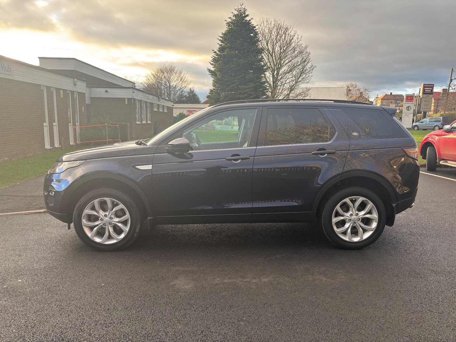 Used Land Rover Discovery Sport 2019 for sale - 77131720: Photo 4