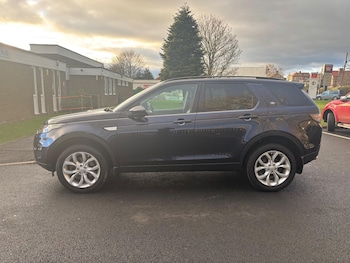 Used Land Rover Discovery Sport 2019 for sale - 77131720: Photo