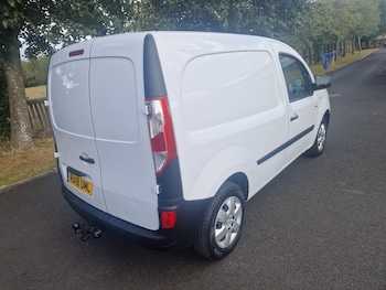 Used Renault Kangoo 2018 for sale - 76042613: Photo