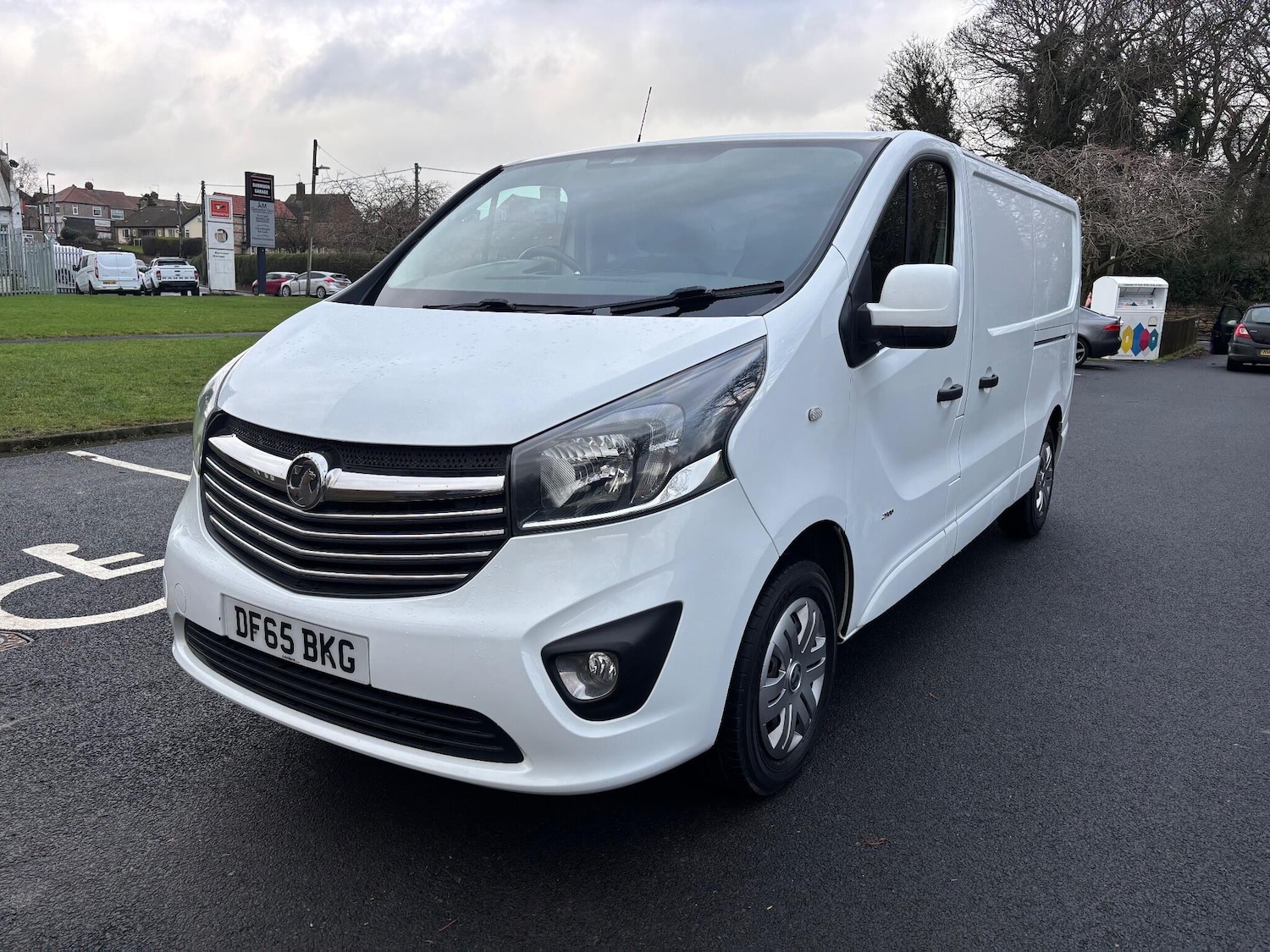 Used Vauxhall Vivaro 2015 for sale - 77496226: Photo 3