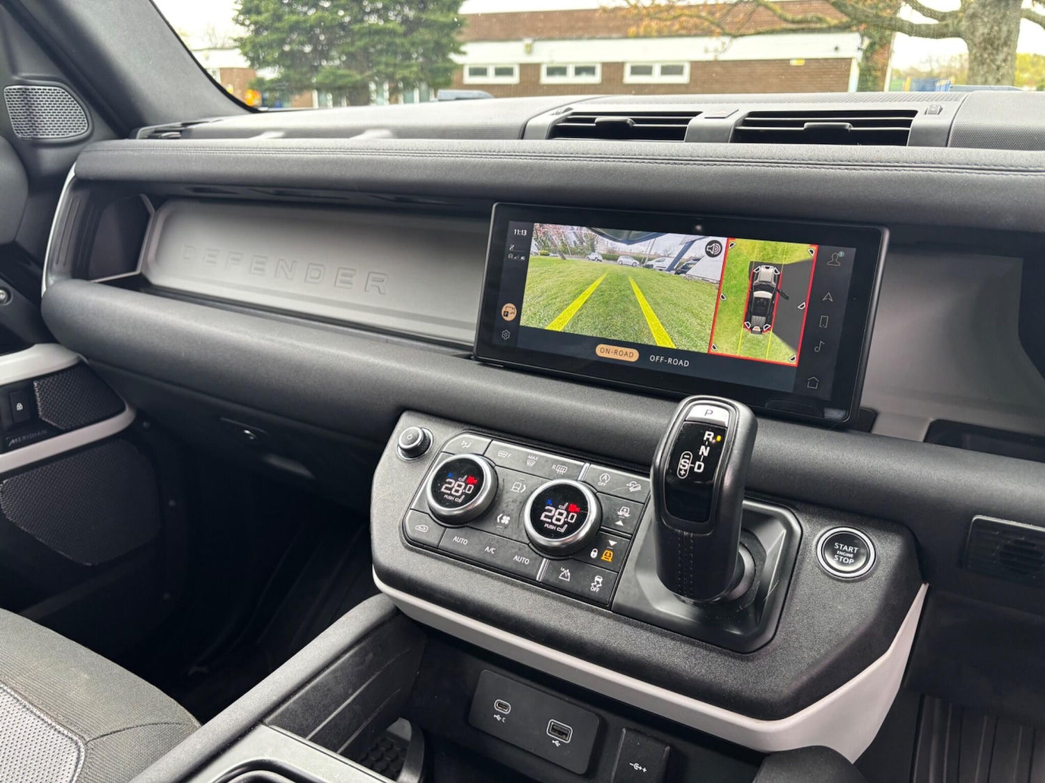 Used Land Rover Defender 110 for sale - 78215107: Photo 17