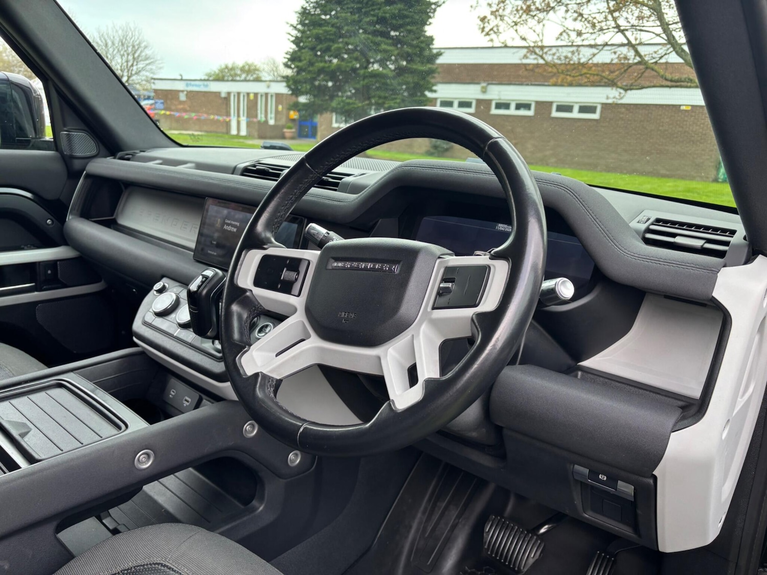 Used Land Rover Defender 110 for sale - 78215107: Photo 8