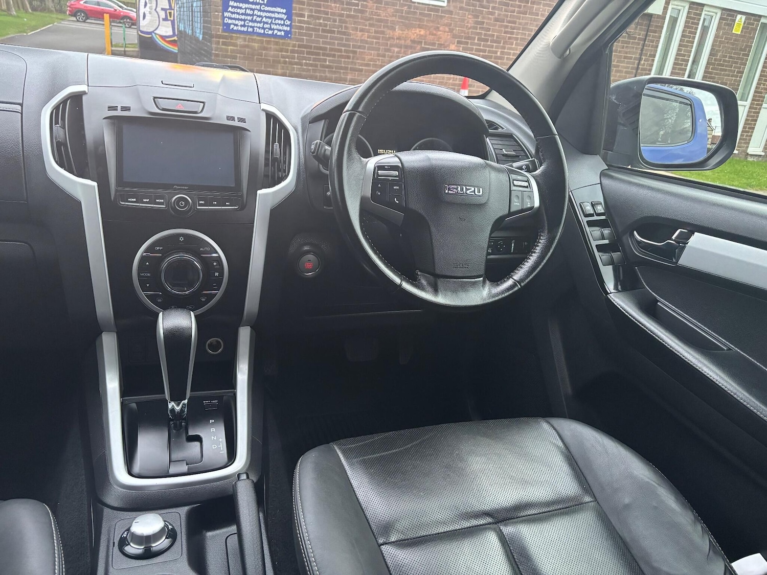 Used Isuzu D-Max 2019 for sale - 77705520: Photo 10