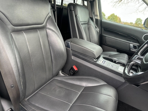 Used Land Rover Discovery 2018 for sale - 72669585: Photo 17