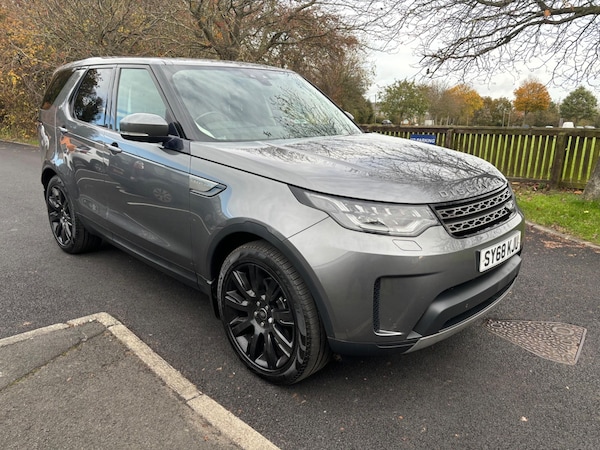 Used Land Rover Discovery 2018 for sale - 72669585: Photo 1