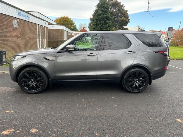 Used Land Rover Discovery 2018 for sale - 72669585: Photo 4