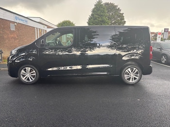Used Peugeot Traveller 2021 for sale - 75928118: Photo