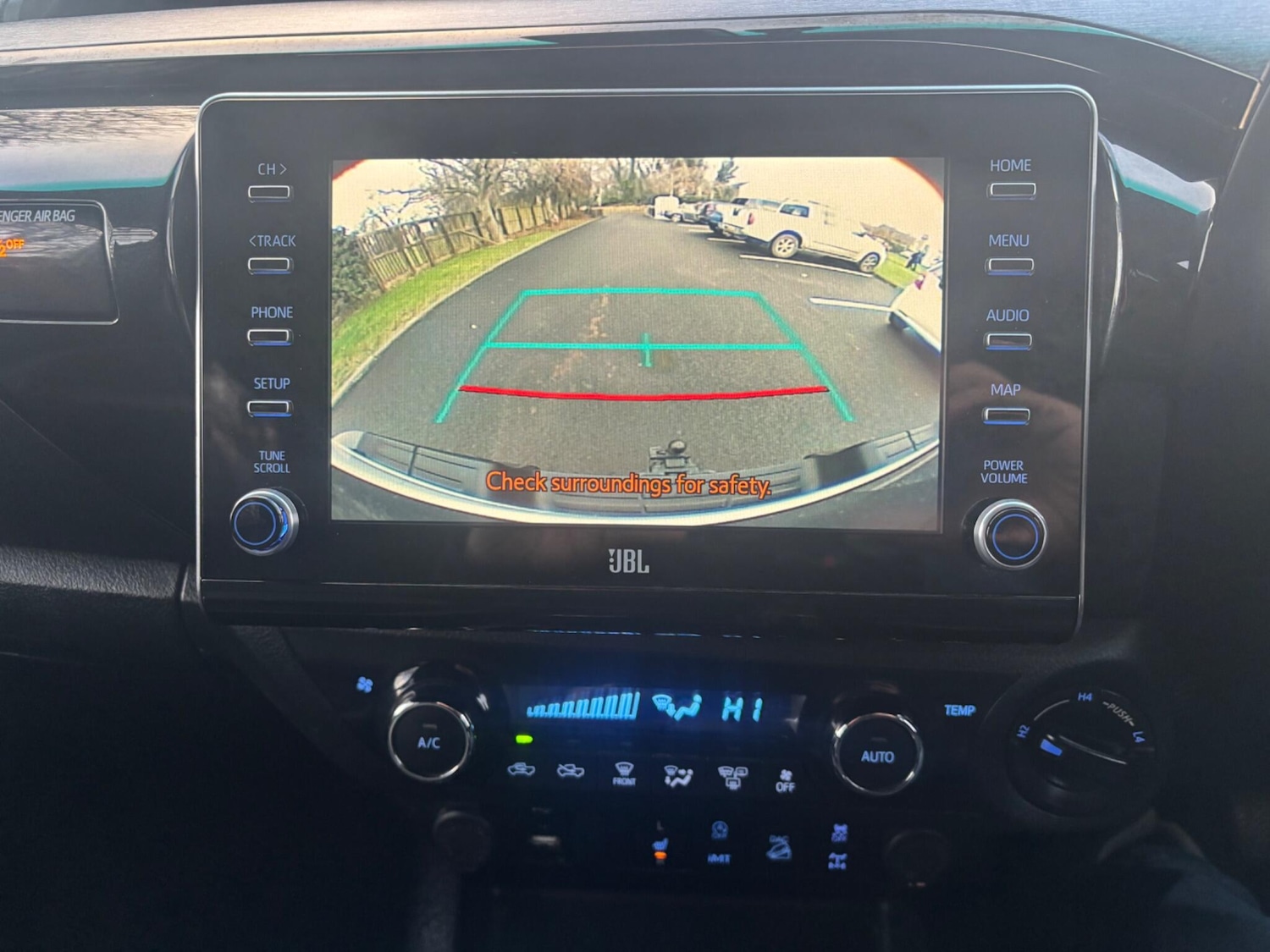 Used Toyota Hilux 2021 for sale - 77229700: Photo 15