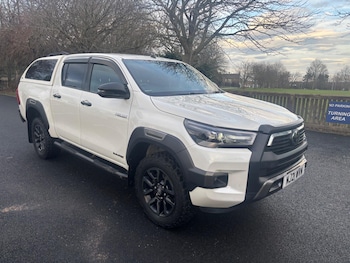 Used Toyota Hilux 2021 for sale - 77229700: Photo