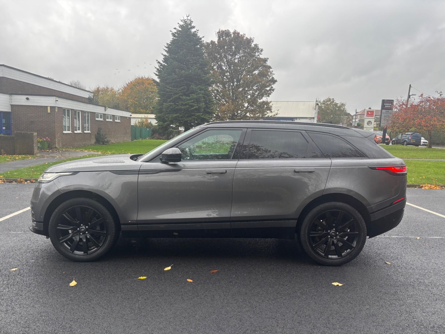 Used Land Rover Range Rover Velar 2019 for sale - 76432073: Photo 8