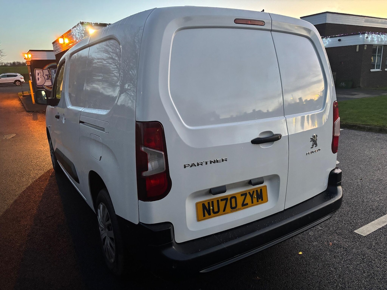 Used Peugeot Partner 2020 for sale - 76786916: Photo 4