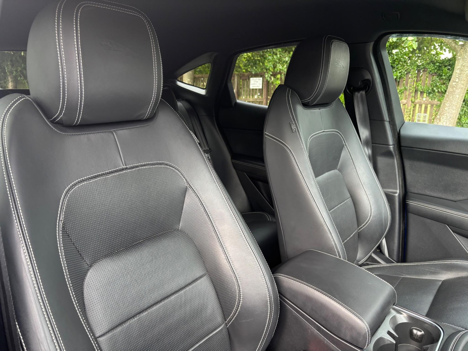 Used Jaguar E-Pace 2019 for sale - 76993704: Photo 11