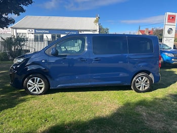Used Peugeot Traveller 2018 for sale - 79874695: Photo