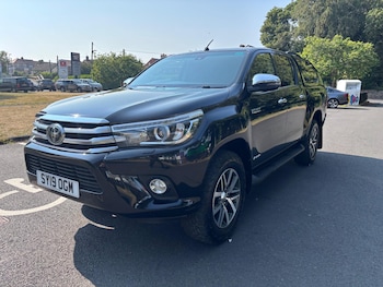 Used Toyota Hilux 2019 for sale - 79225015: Photo