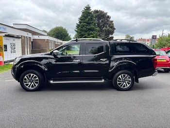 Used Nissan Navara 2017 for sale - 79116882: Photo