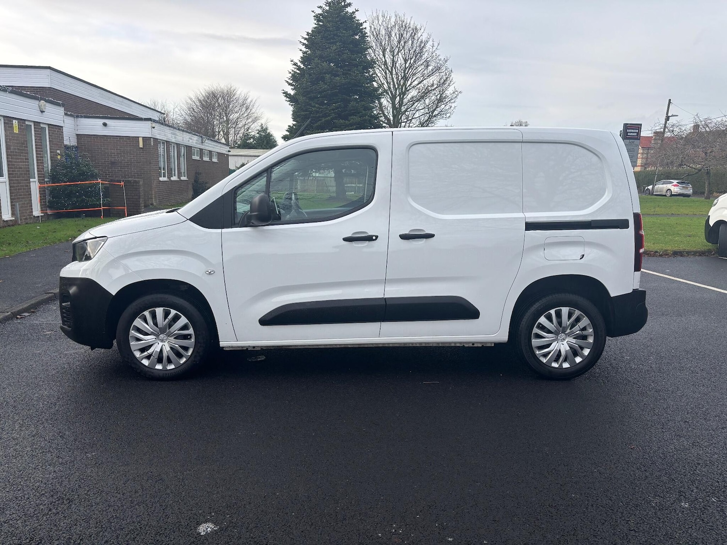 Used Peugeot Partner 2021 for sale - 76832789: Photo 4