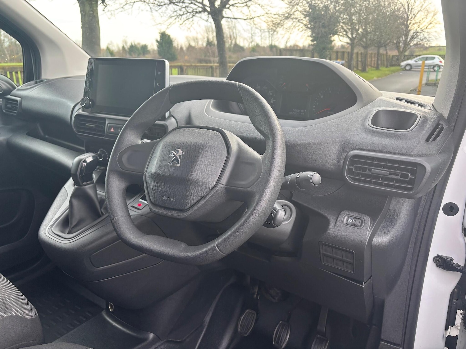 Used Peugeot Partner 2021 for sale - 76832789: Photo 9