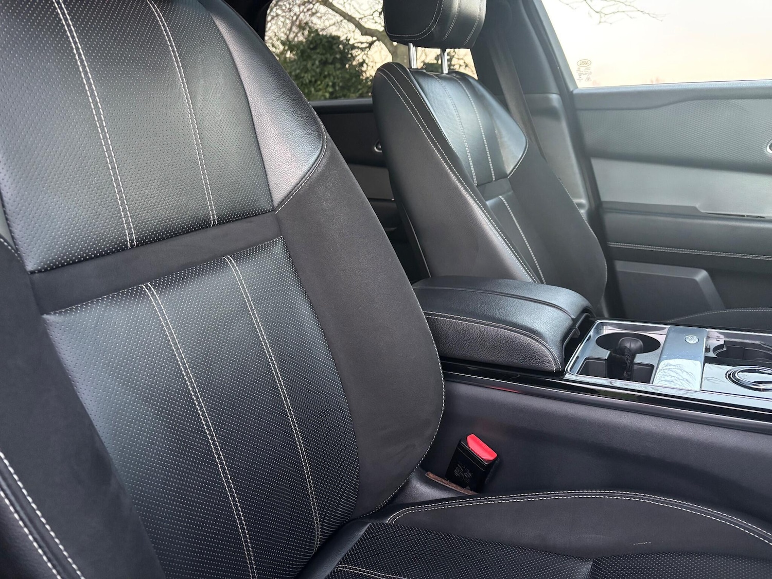 Used Land Rover Range Rover Velar 2018 for sale - 77015761: Photo 10