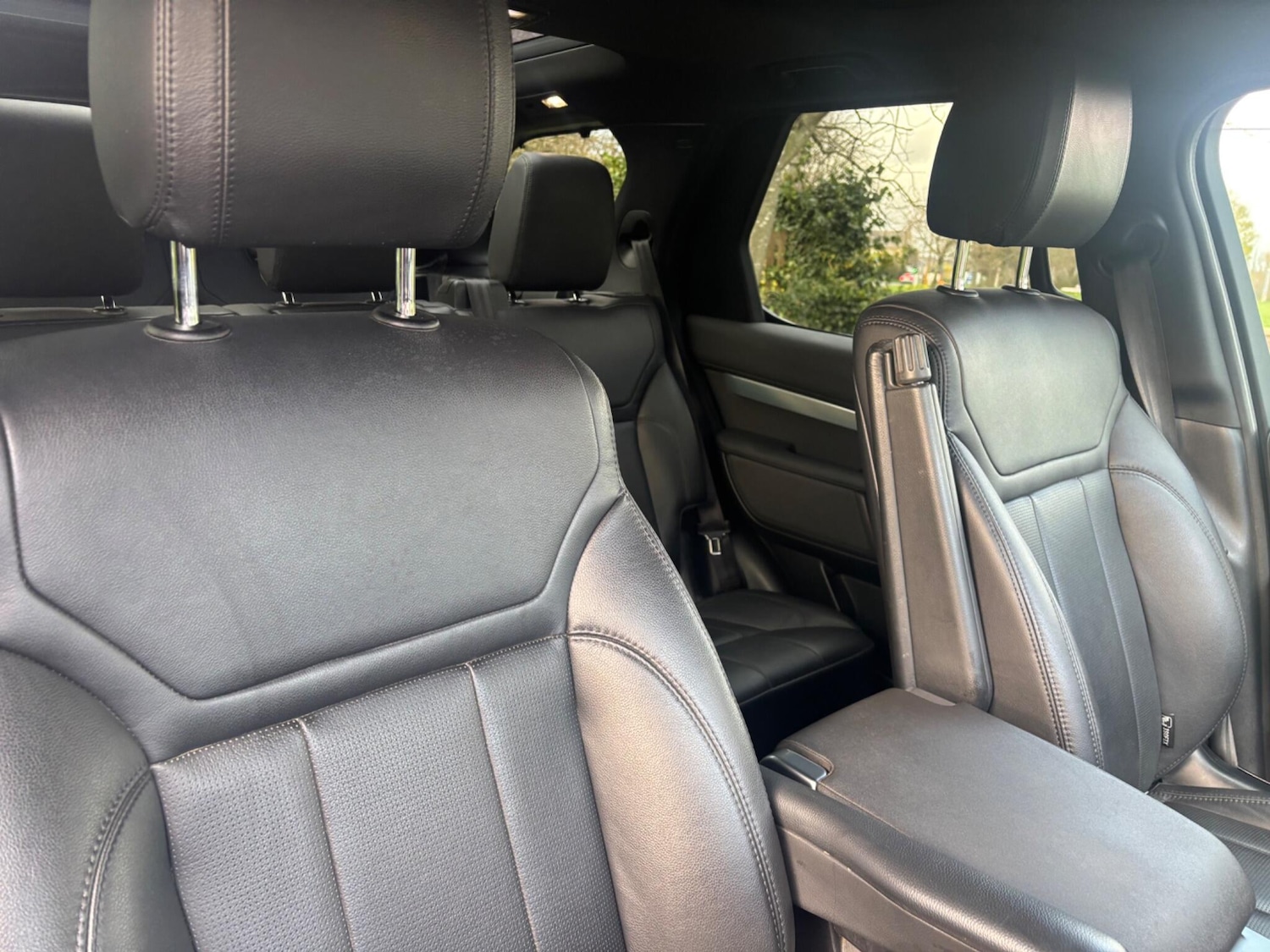 Used Land Rover Discovery 2020 for sale - 78047029: Photo 11