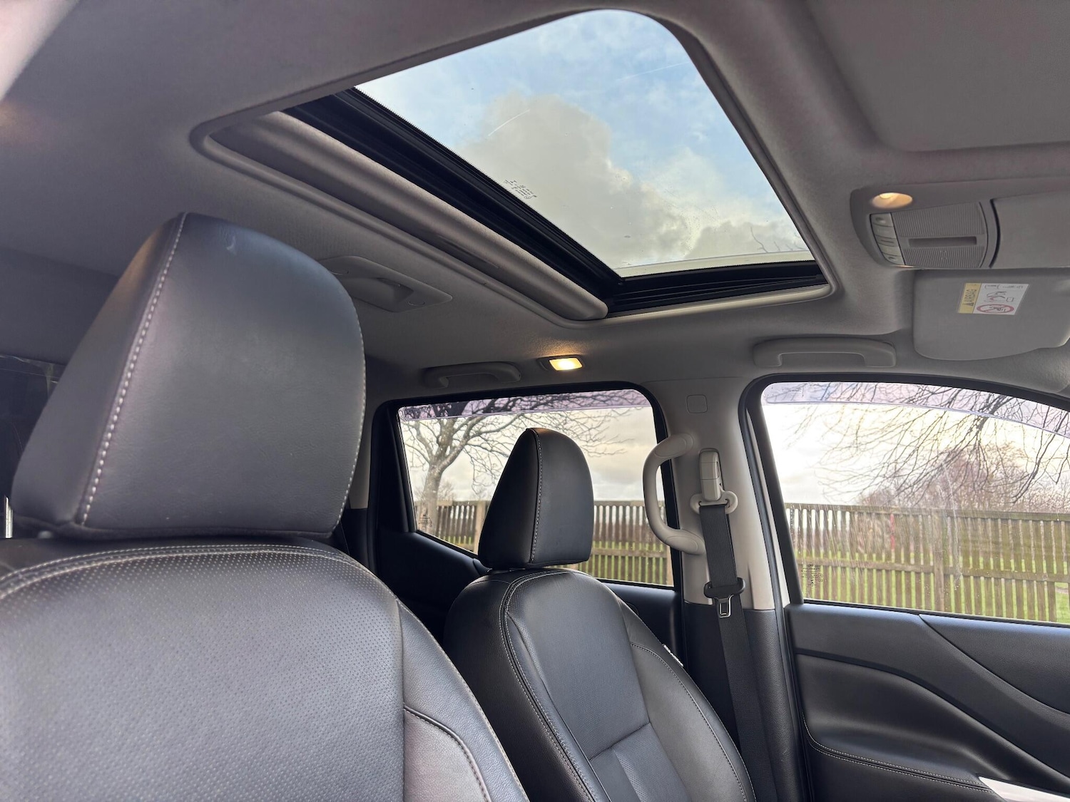 Used Nissan Navara 2019 for sale - 77705470: Photo 9