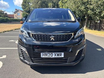 Used Peugeot Traveller 2020 for sale - 79373707: Photo