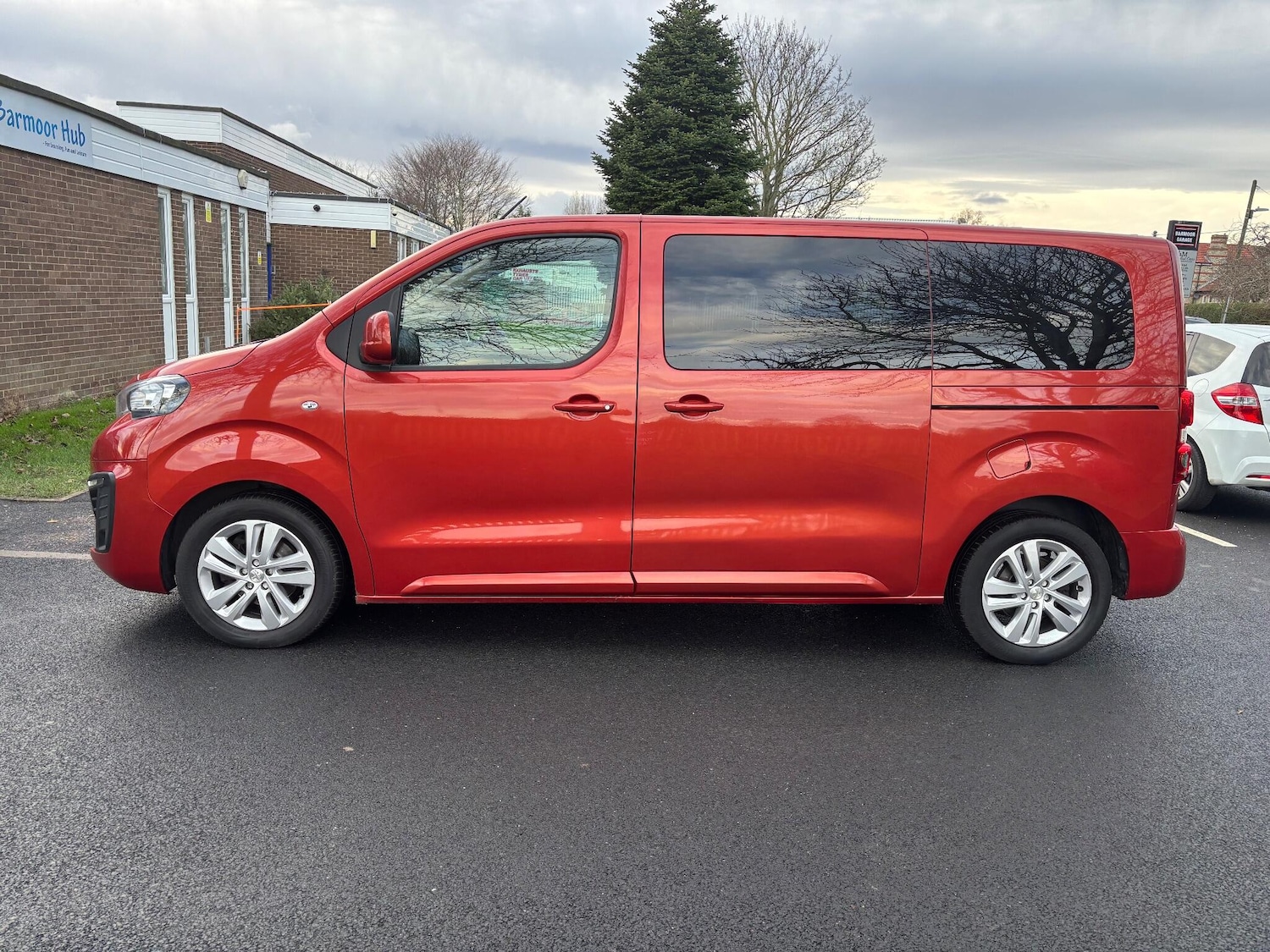 Used Peugeot Traveller 2020 for sale - 77202639: Photo 4