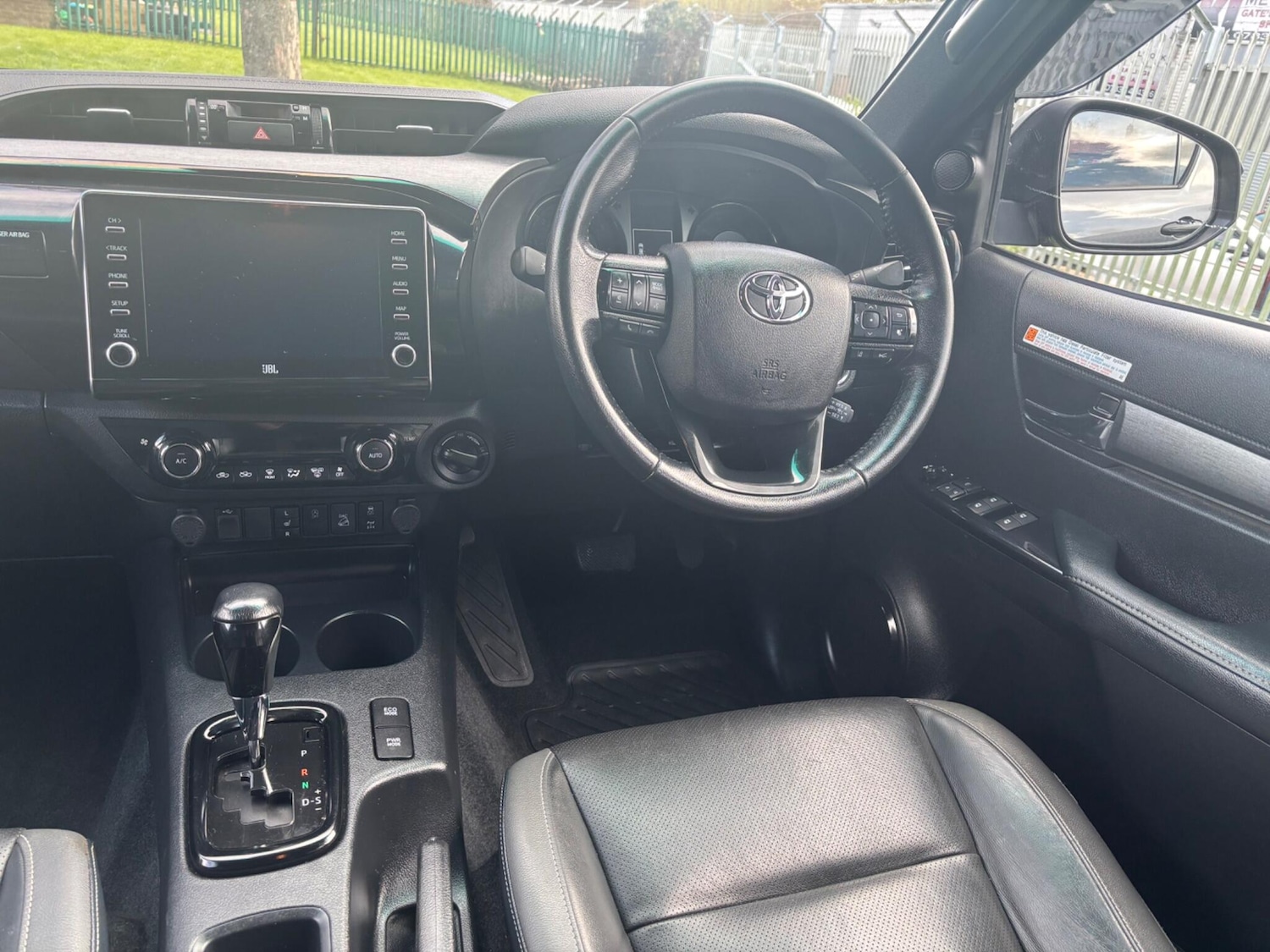 Used Toyota Hilux for sale - 78215117: Photo 10