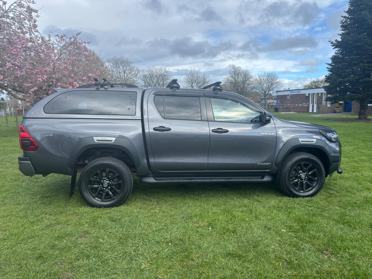 Used Toyota Hilux for sale - 78215117: Photo 8