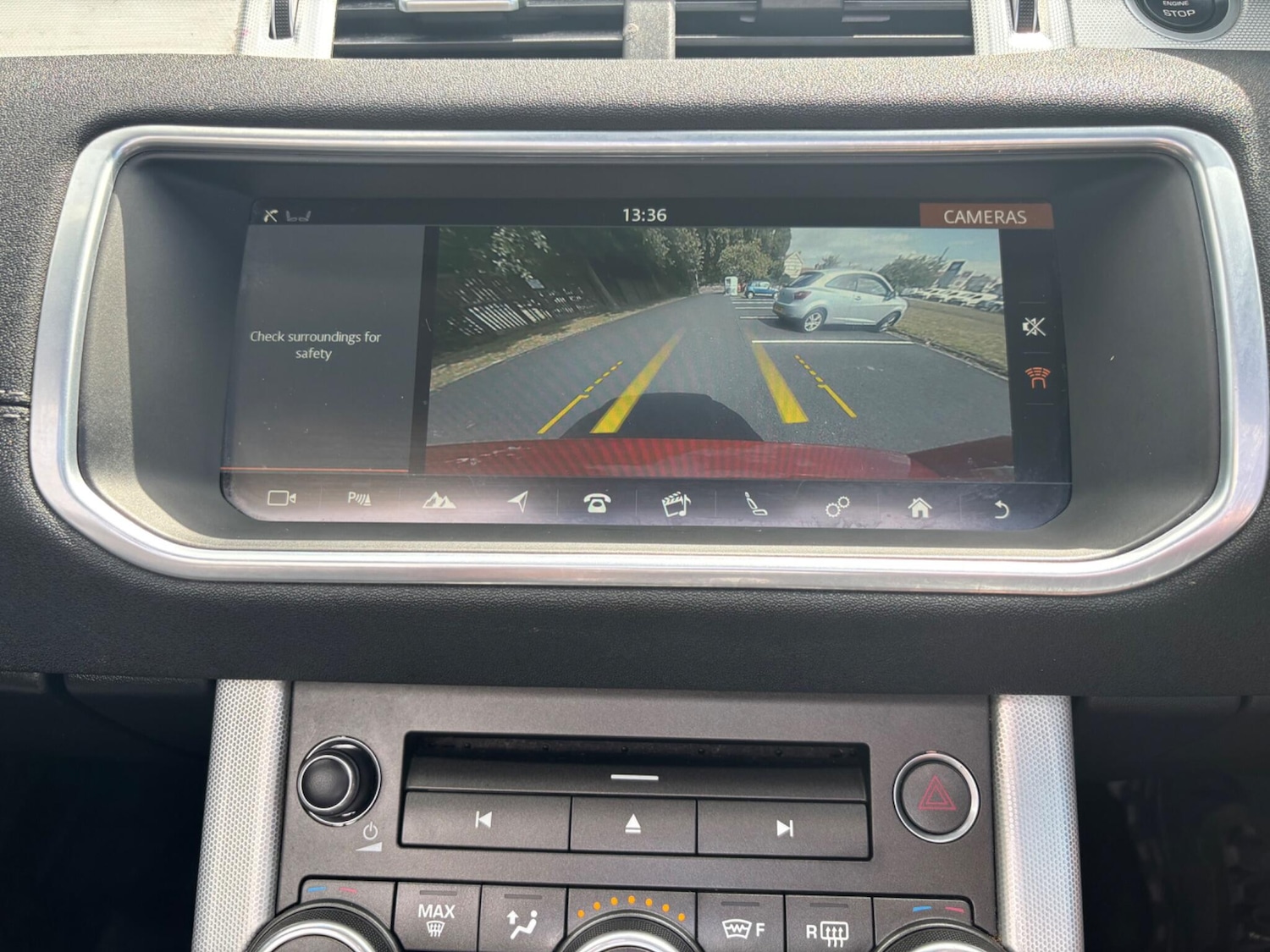 Used Land Rover Range Rover Evoque 2018 for sale - 76988650: Photo 16