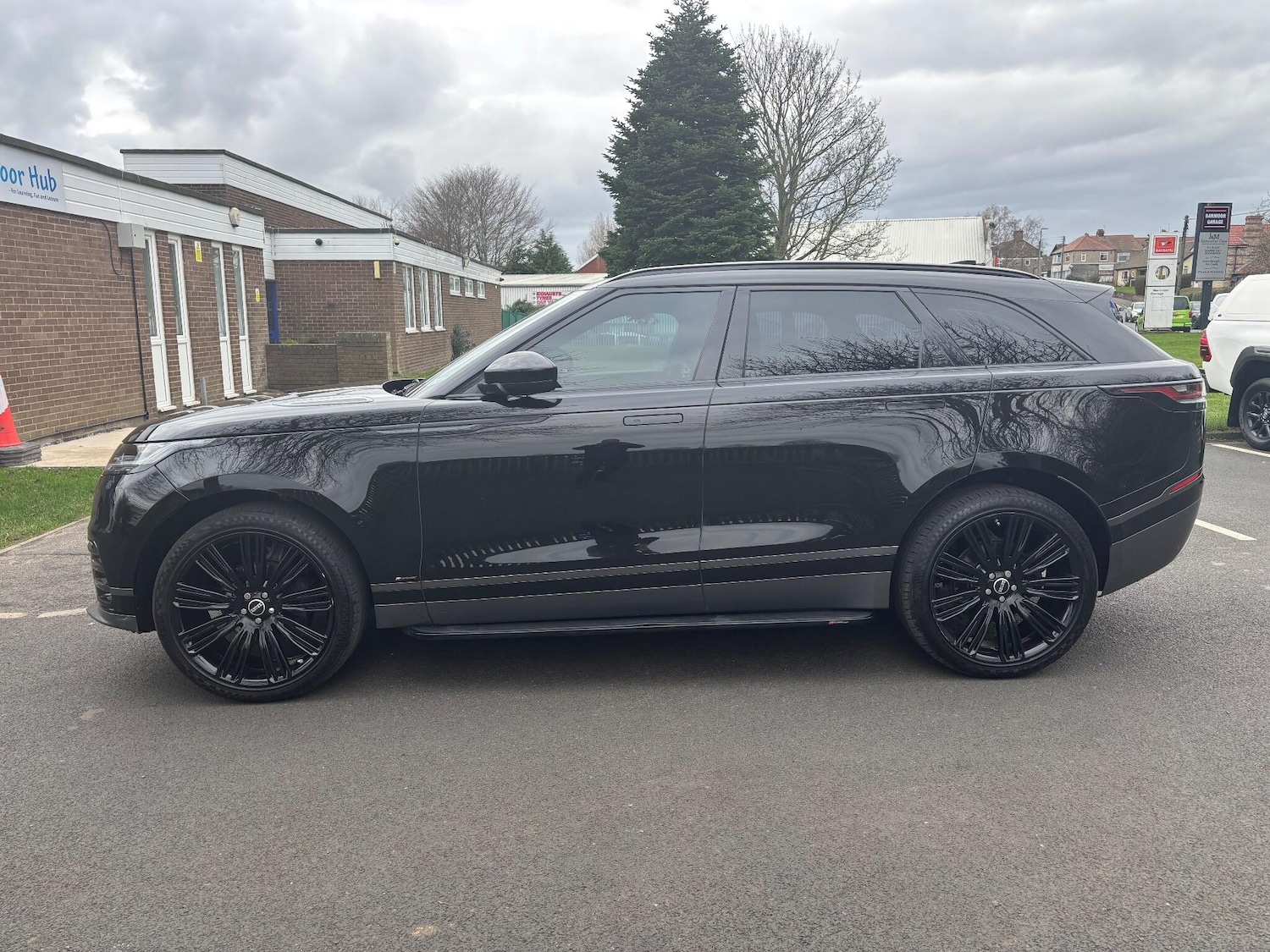 Used Land Rover Range Rover Velar 2018 for sale - 77705005: Photo 4