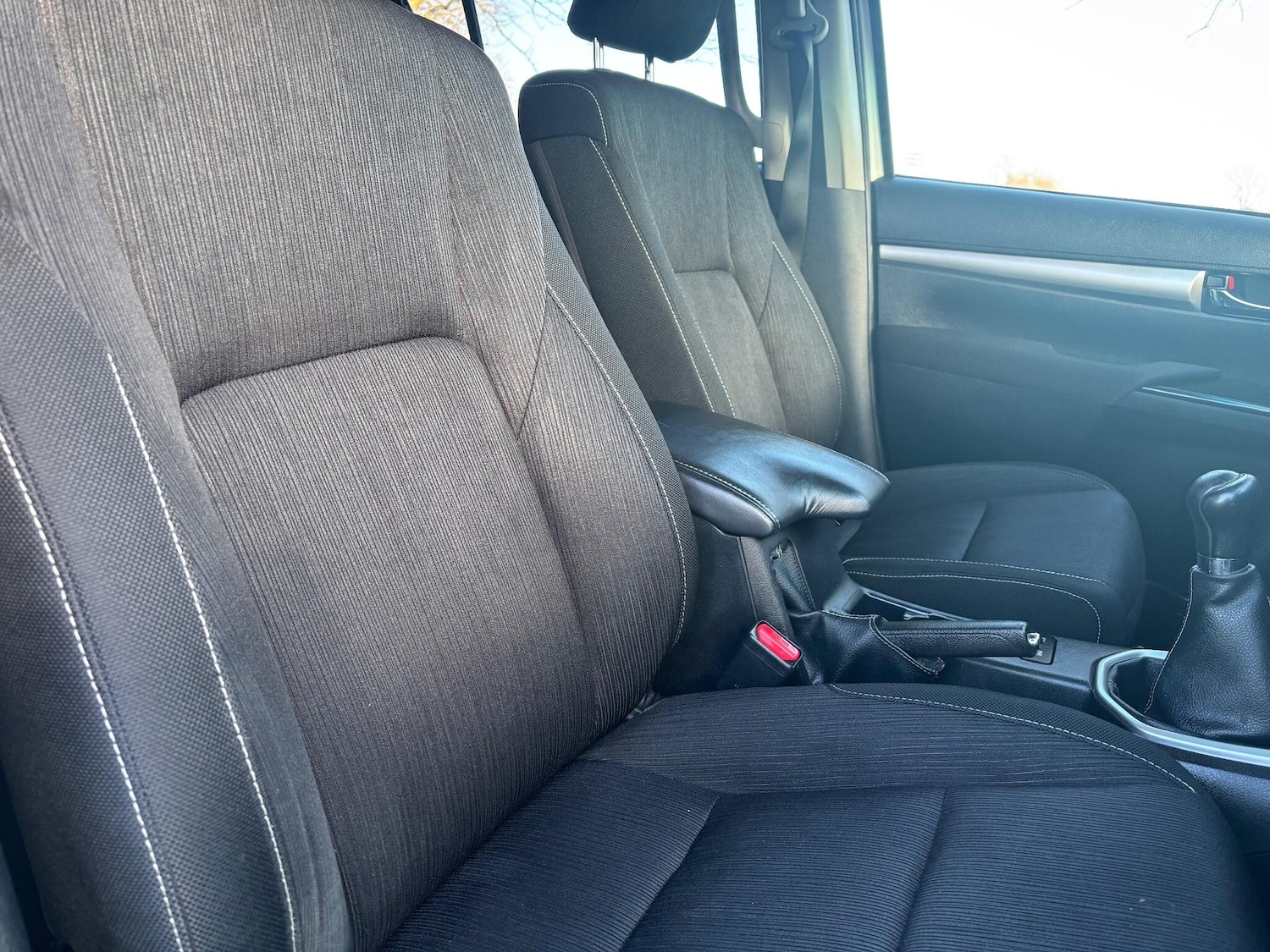 Used Toyota Hilux 2019 for sale - 77015853: Photo 14